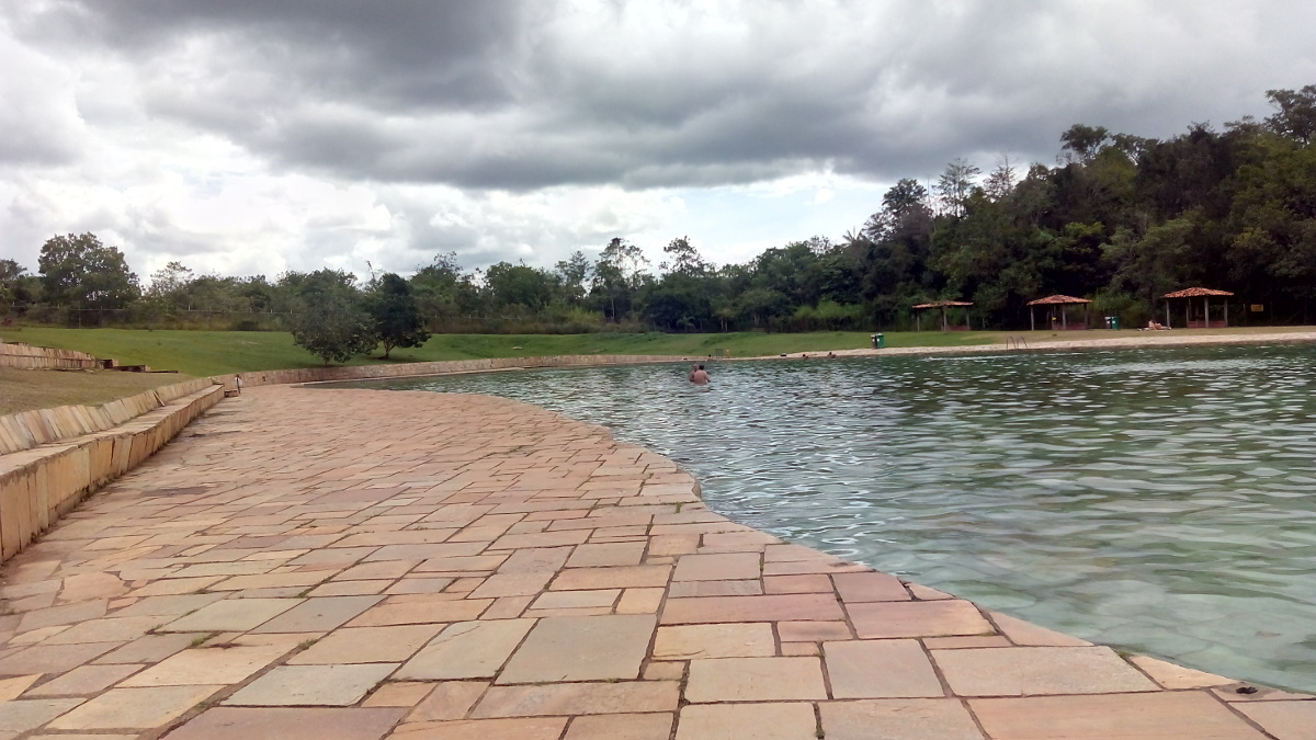 Une des piscine d'Aqua Mineral